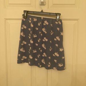 NWOT American Eagle blue and pink floral skirt size Small